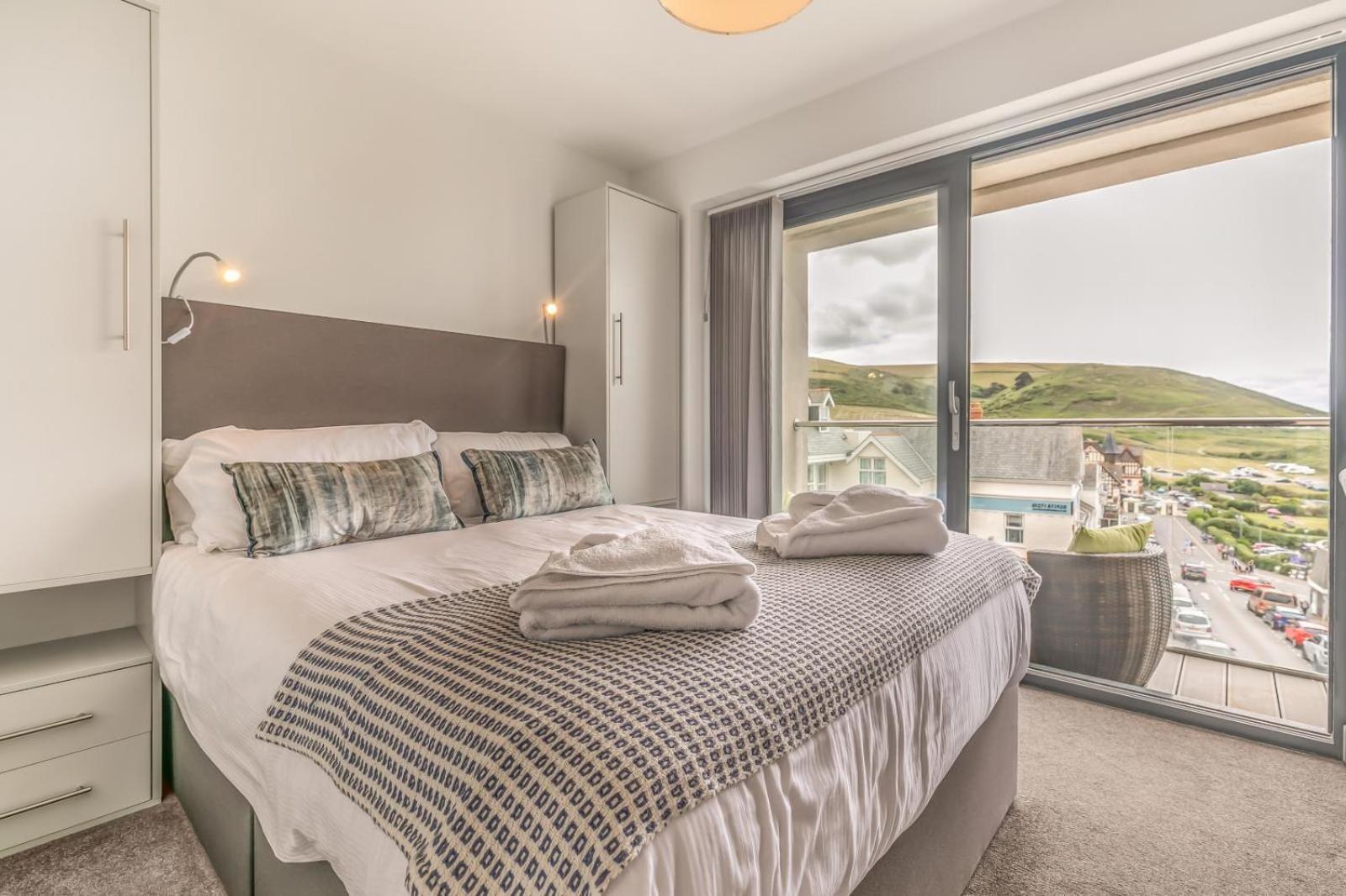 8 Woolacombe West - Luxury Apartment At Byron Woolacombe, Only 4 Minute Walk To Woolacombe Beach! Exterior photo