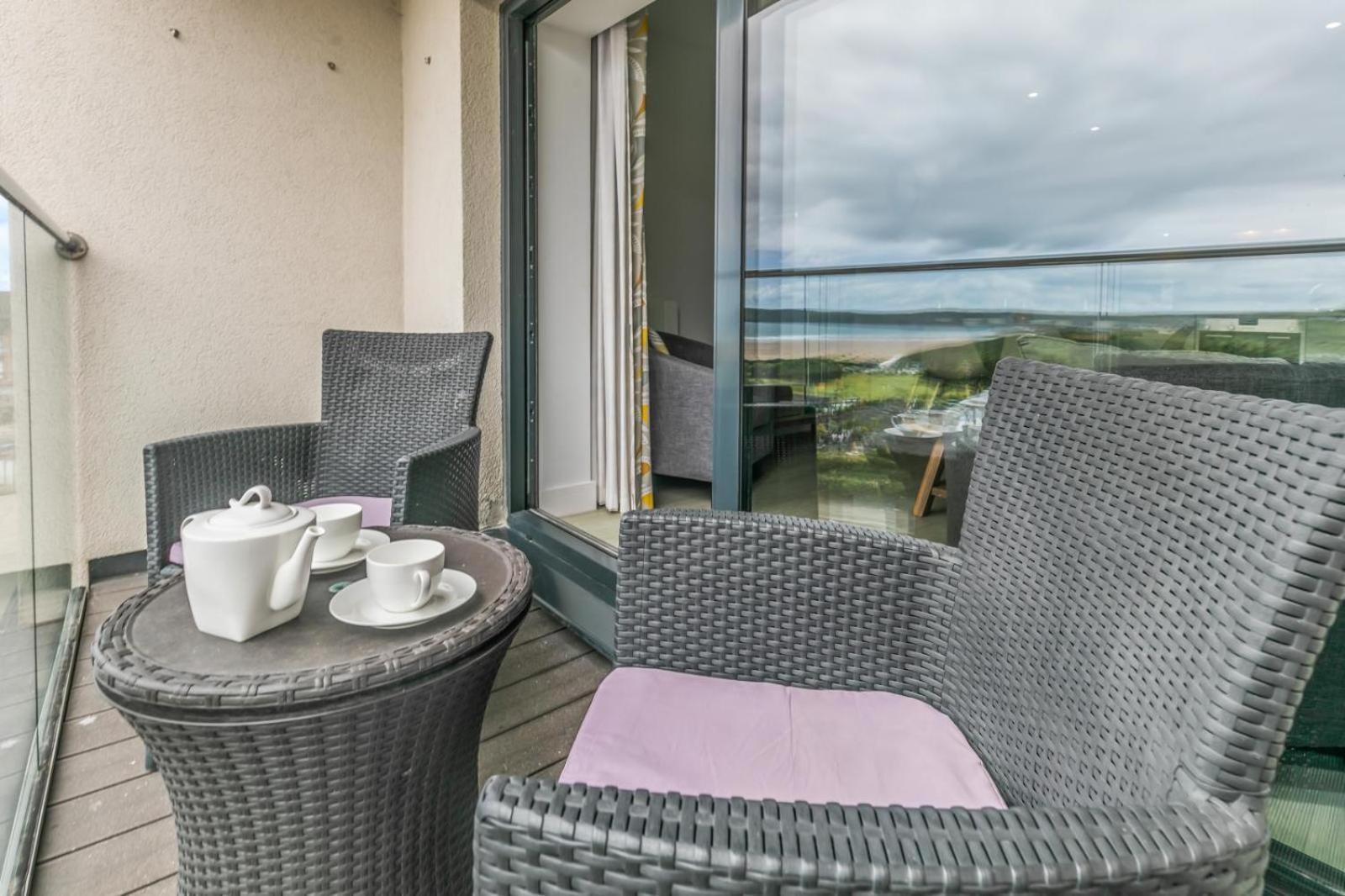 8 Woolacombe West - Luxury Apartment At Byron Woolacombe, Only 4 Minute Walk To Woolacombe Beach! Exterior photo
